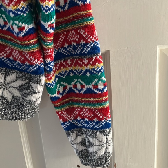 Lizwear small winter sweater. - Picture 3 of 5